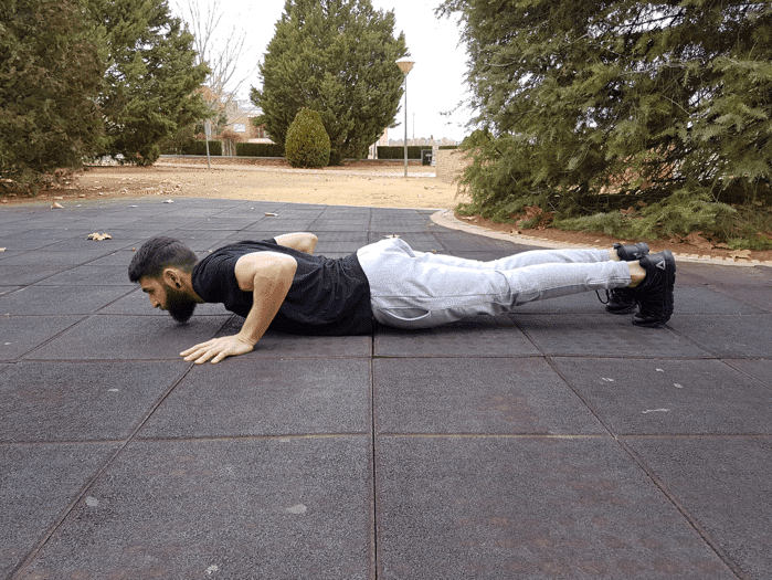 Entrenar en casa - Recupera tu forma física y mejora tu productividad con solo 20 minutos de ejercicio diario 3 Entrenar en casa: flexión